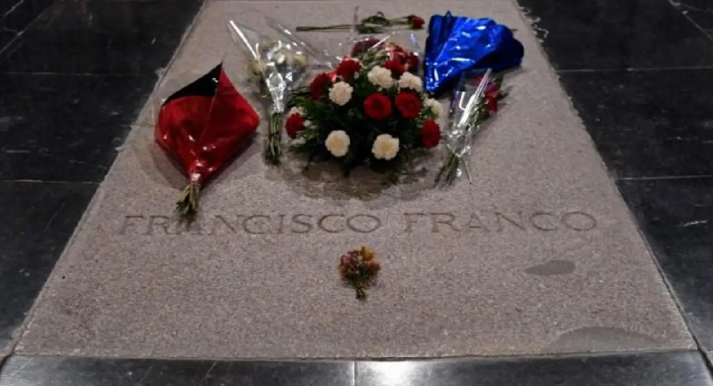 Spain passes decree to exhume Franco from mausoleum