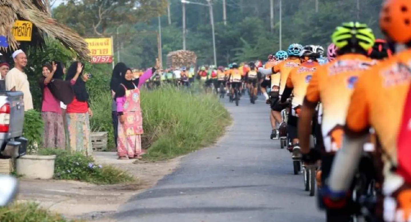 NMG sponsors cycling event in Songkhla