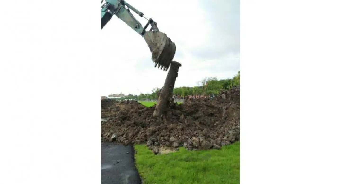 Old cannon unearthed