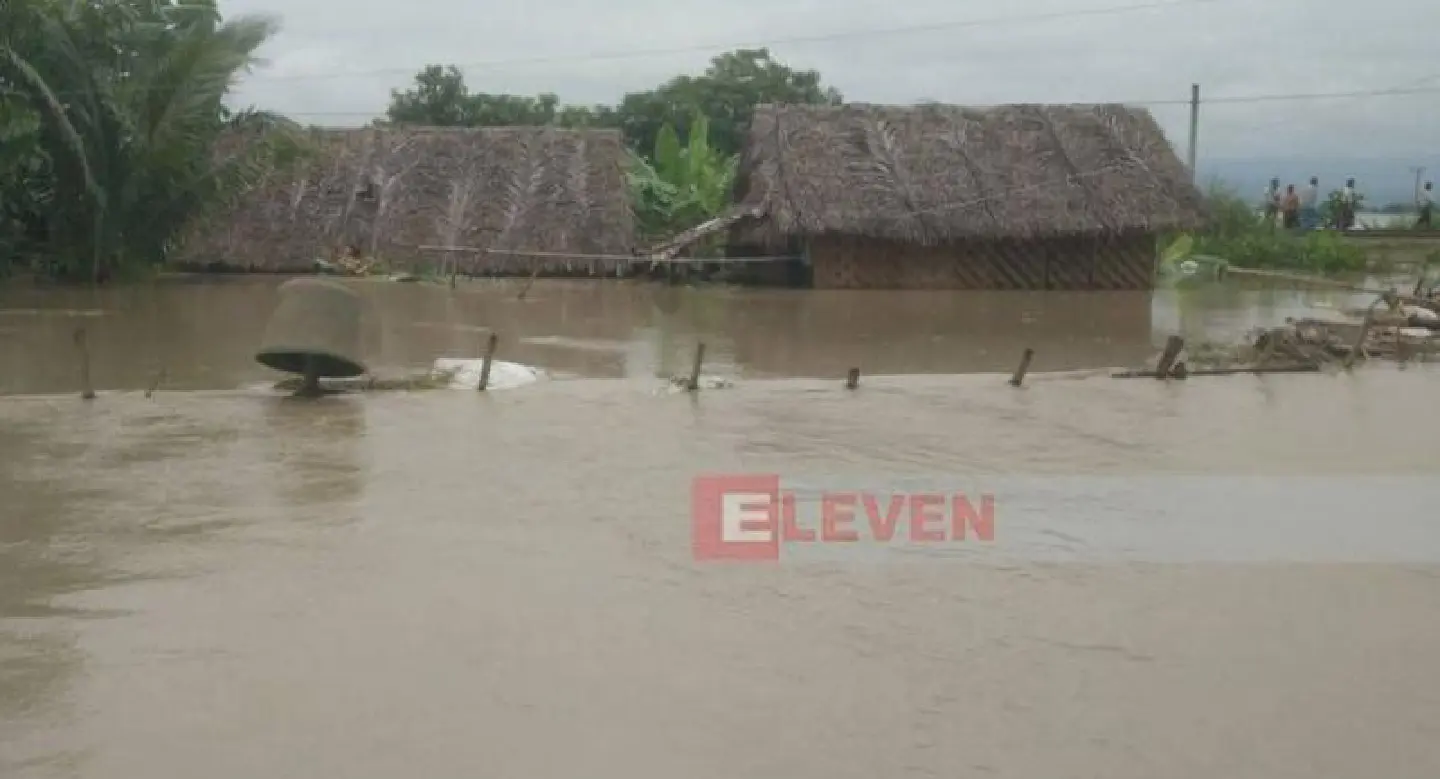 Villages flooded in as dam tributary collapses Villages flooded in as dam tributary collapses