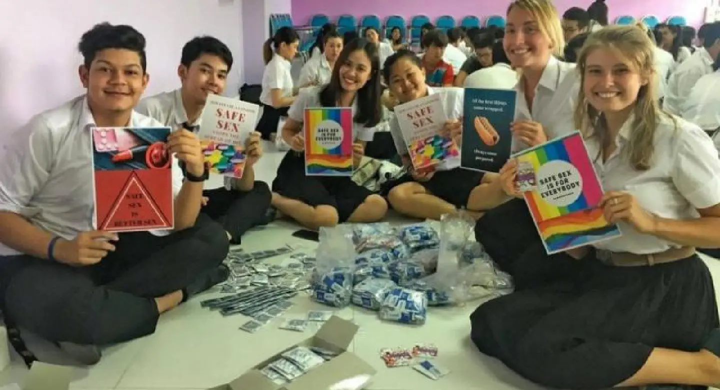 Phuket students promote safe-sex Phuket students promote safe-sex