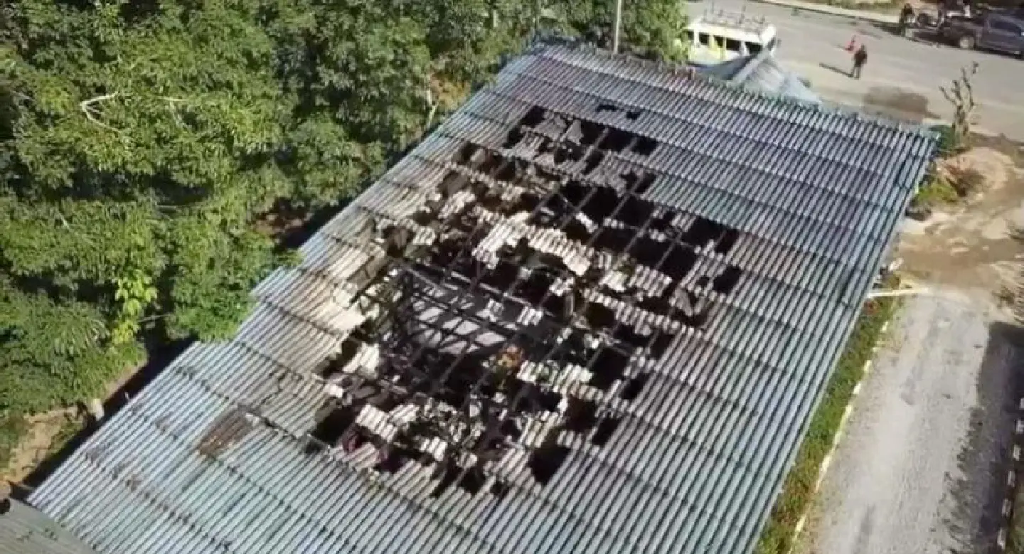Arsonists attack Yala electricity building, vehicles Arsonists attack Yala electricity building, vehicles