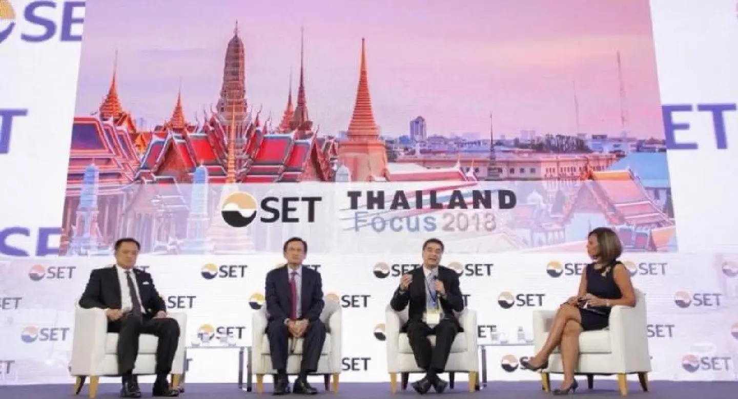 Party leaders promise economic reform Party leaders promise economic reform