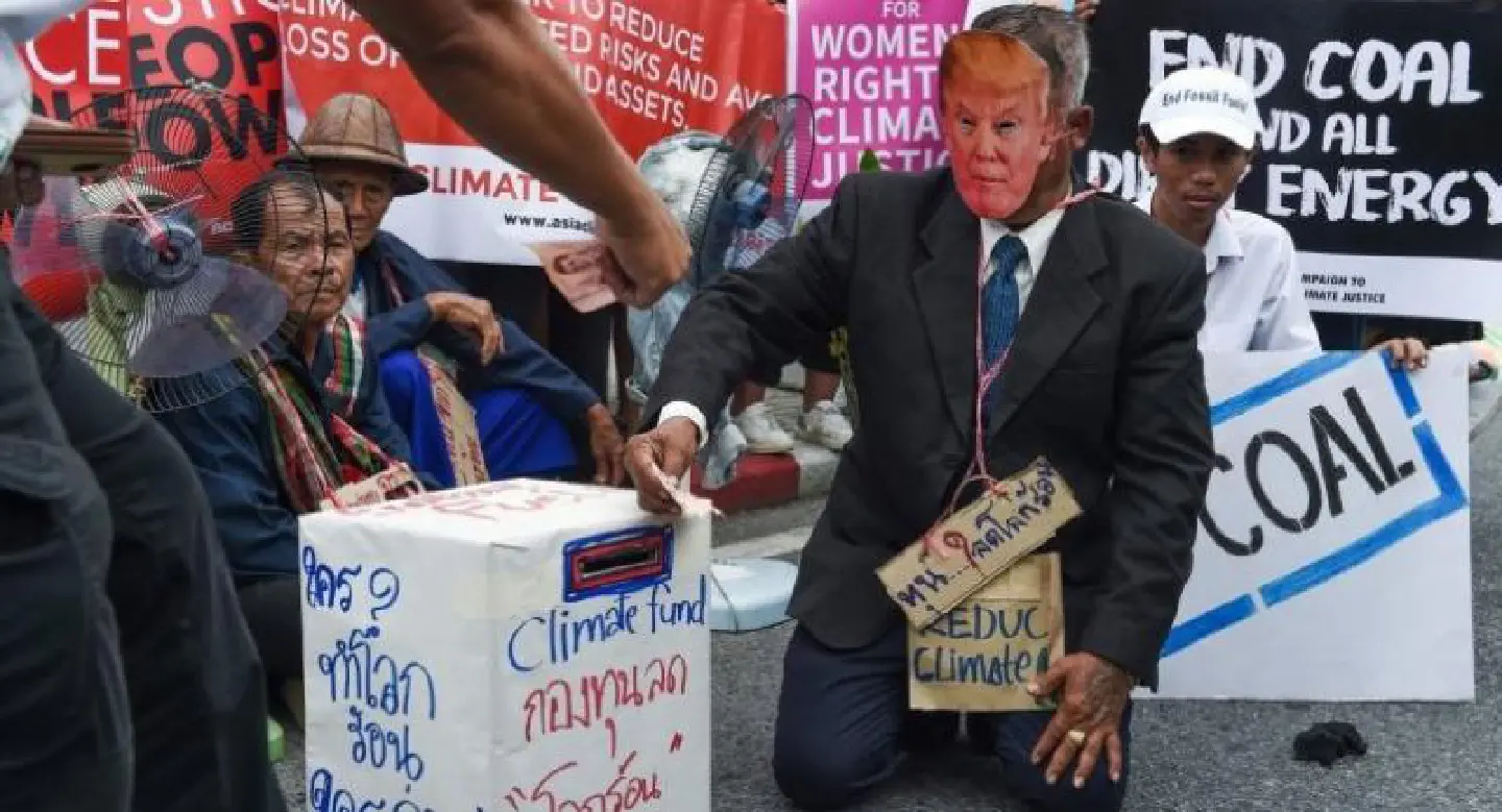 Global protests as key UN climate talks stumble Global protests as key UN climate talks stumble