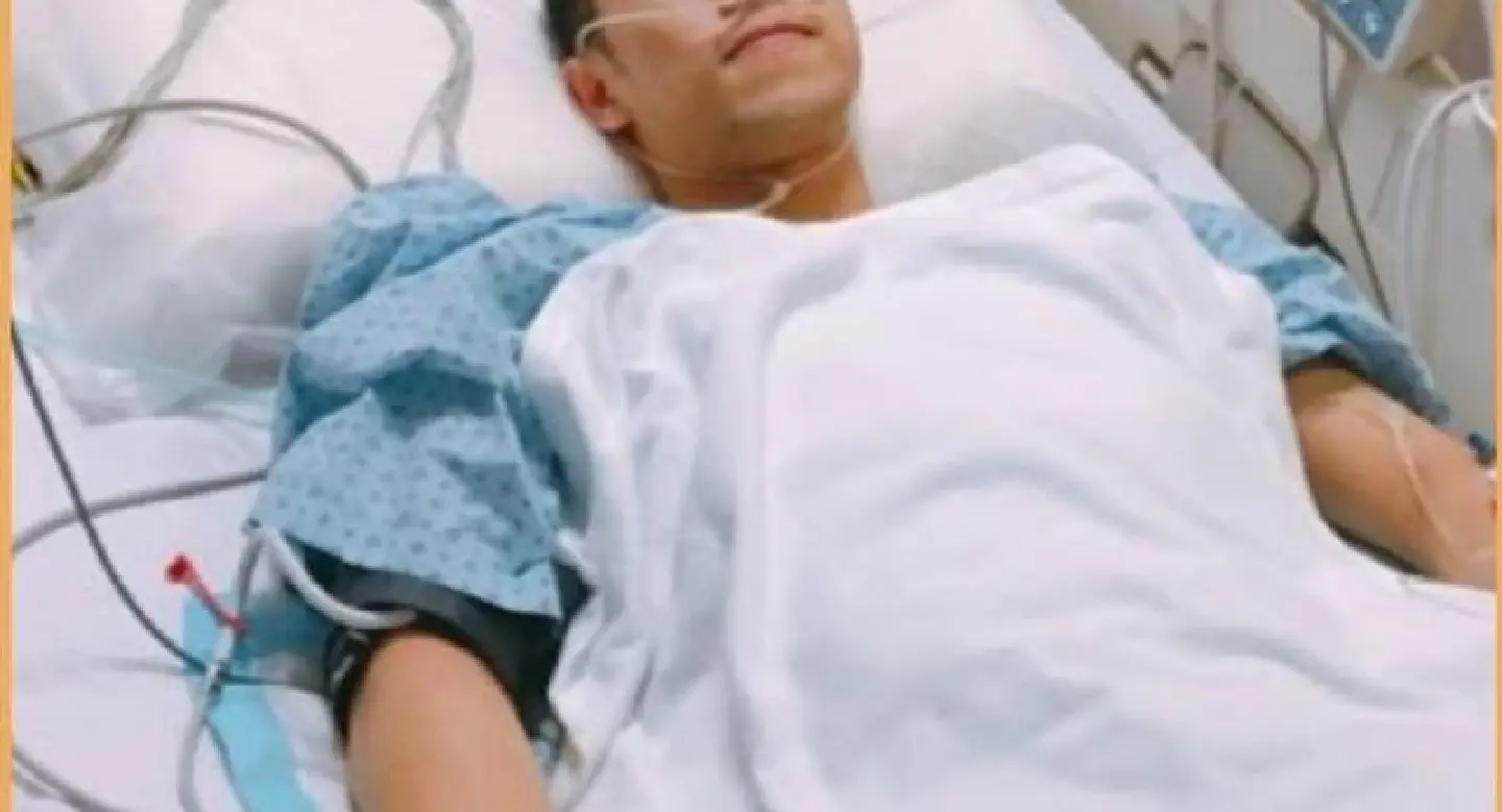 A soon-to-be doctor donates part of his liver to save his primary school teacher A soon-to-be doctor donates part of his liver to save his primary school teacher