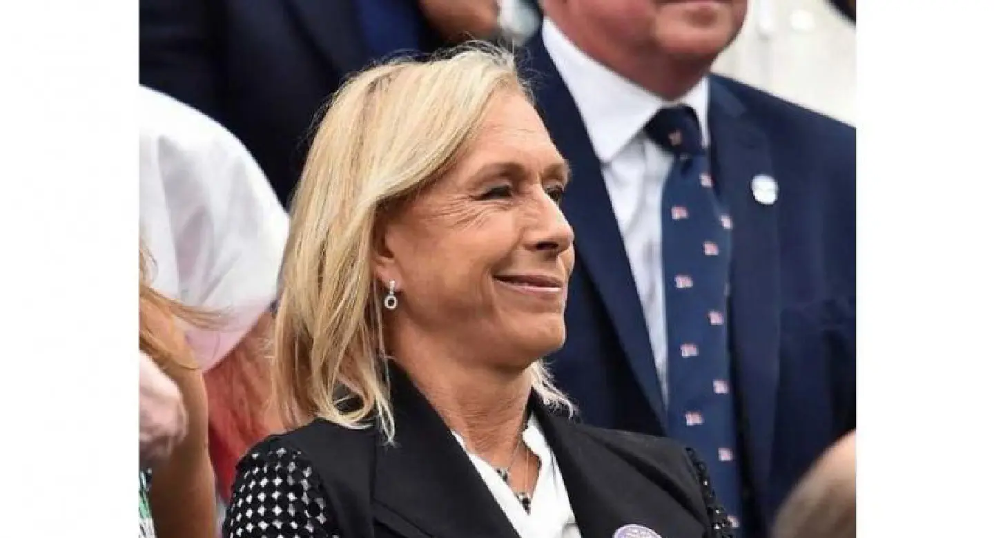Navratilova to Serena: Even if guys do it, it's wrong Navratilova to Serena: Even if guys do it, it's wrong
