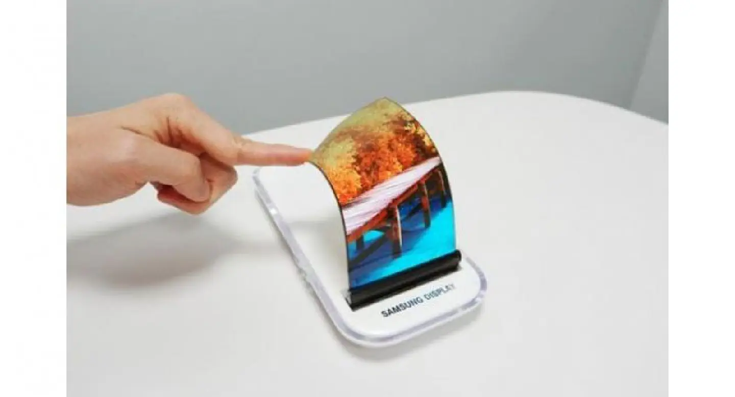 Will Samsung unveil world's first foldable phone in November? Will Samsung unveil world's first foldable phone in November?