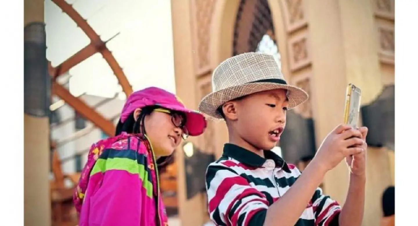 Asian families travel more than Western families Asian families travel more than Western families