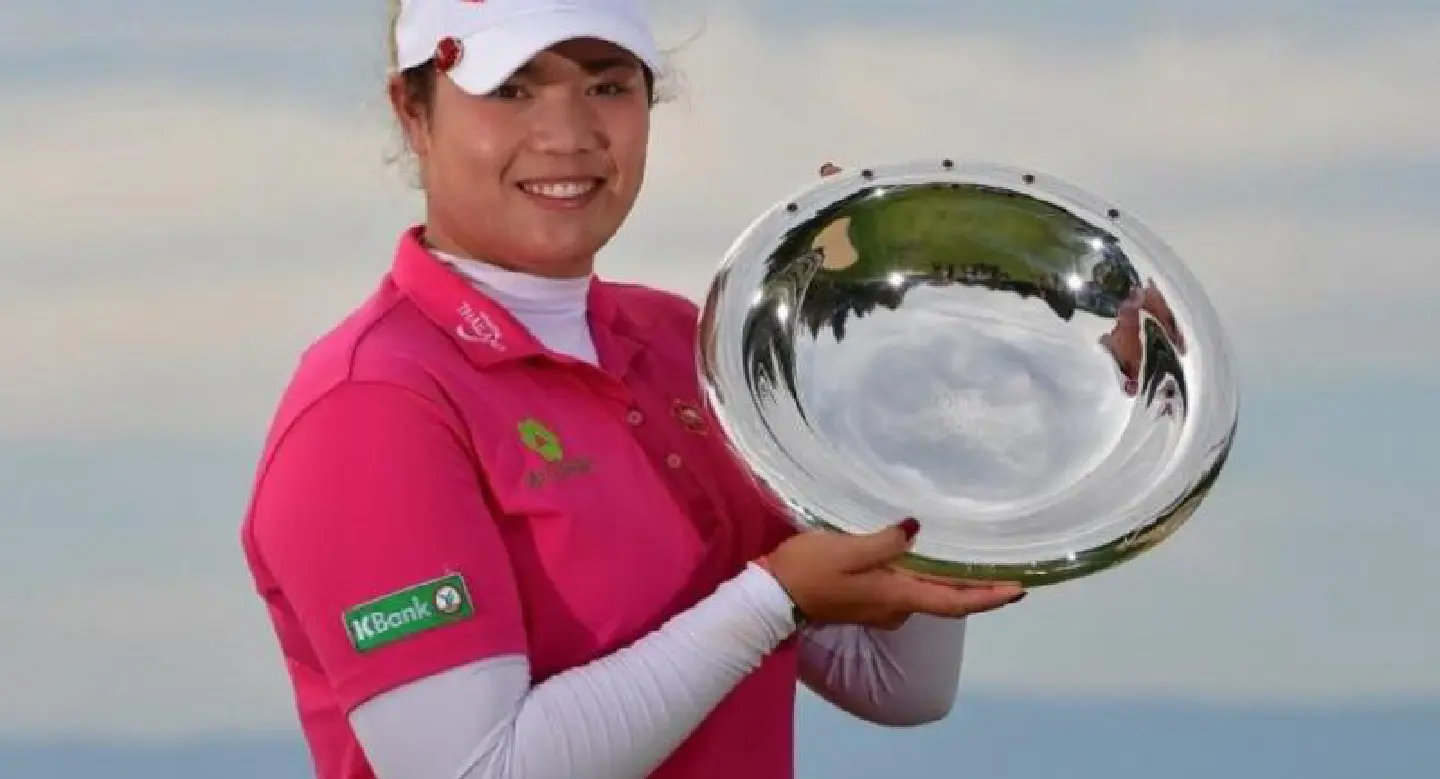 Ariya Jutanugarn Wins 2018 Rolex ANNIKA Major Award Ariya Jutanugarn Wins 2018 Rolex ANNIKA Major Award