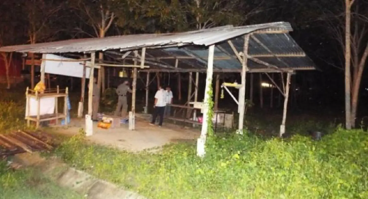 Body found hanging at Thalang roadside Body found hanging at Thalang roadside