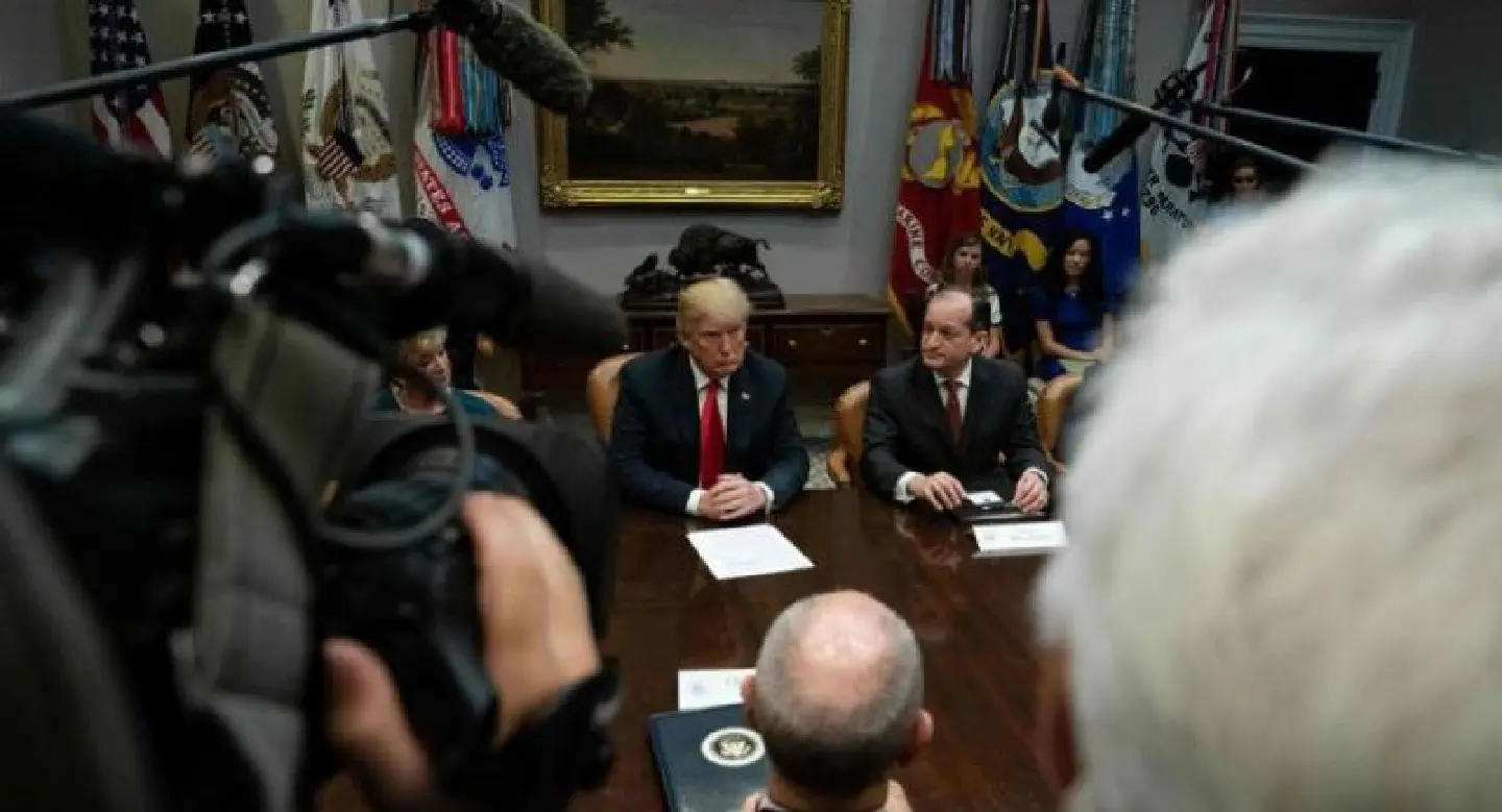 Trump hits China with tariffs on another $200 bn in goods Trump hits China with tariffs on another $200 bn in goods