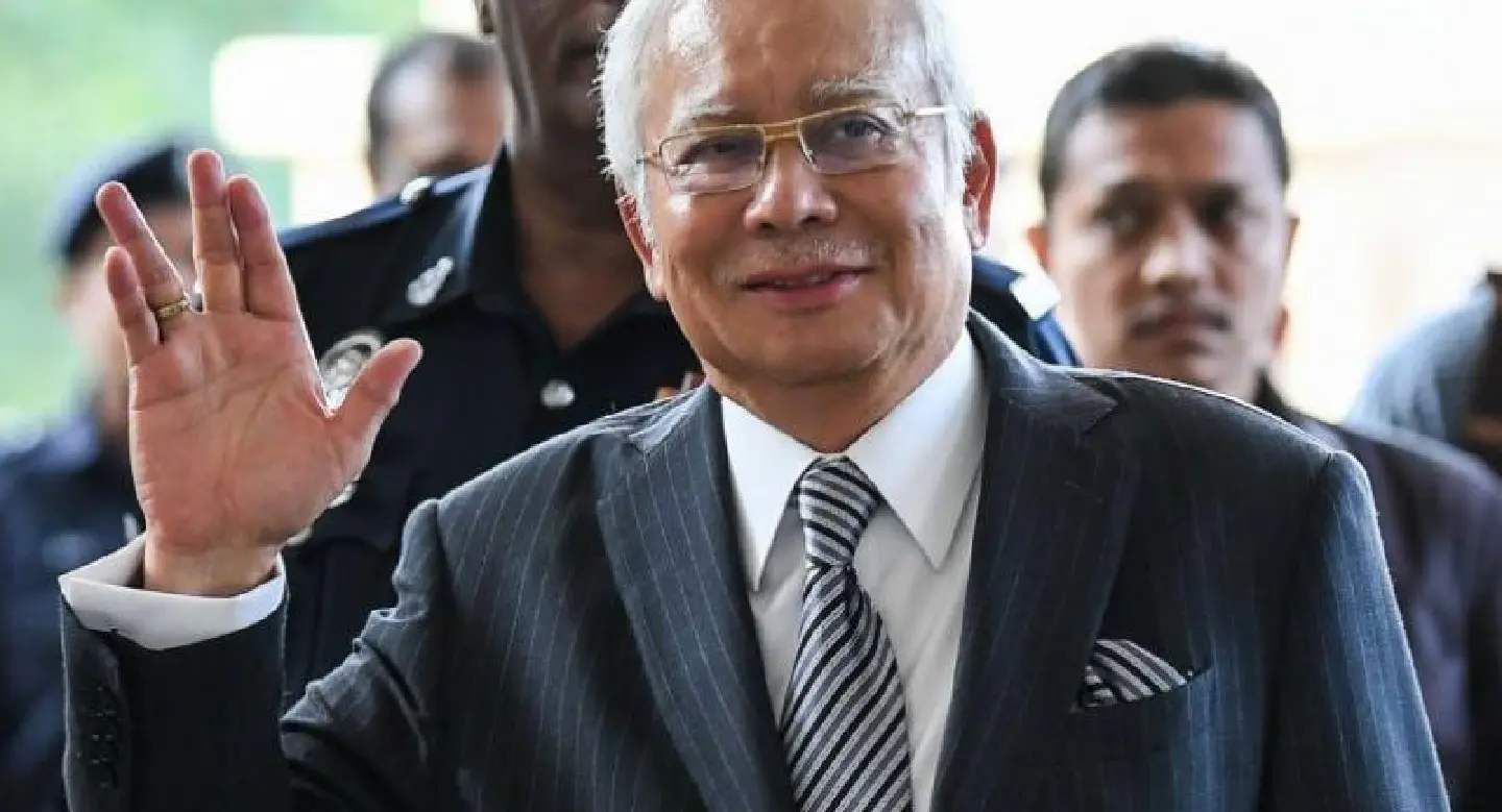 Urgent : Malaysia ex-PM arrested over $628 mn linked to 1MDB, to be charged Urgent : Malaysia ex-PM arrested over $628 mn linked to 1MDB, to be charged