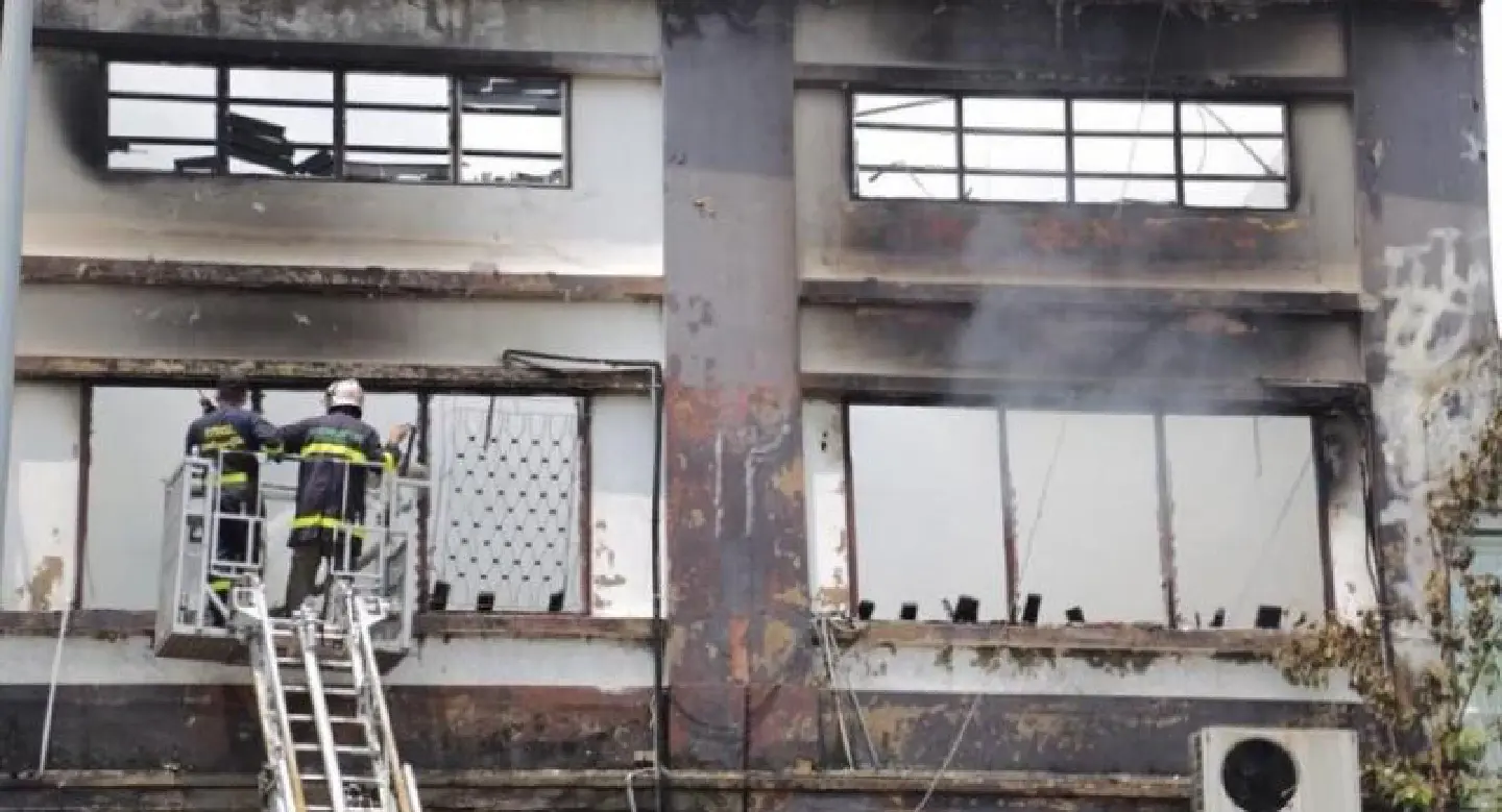 Teenager injured in Bangkok shophouse fire Teenager injured in Bangkok shophouse fire