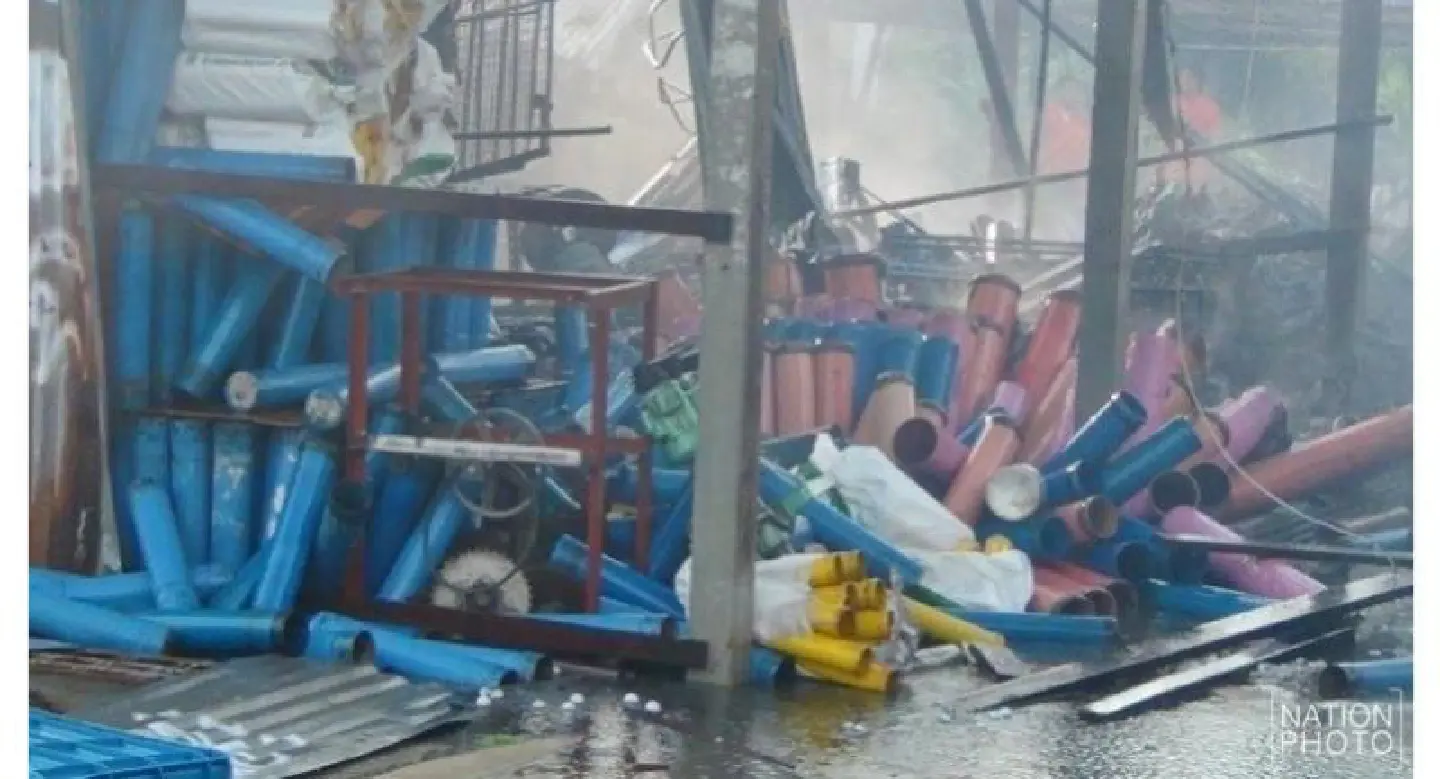 Fireworks factory explodes in Chachoengsao Fireworks factory explodes in Chachoengsao