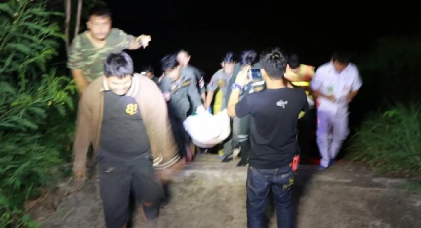 Body of unidentified Thai man found in Phitsanulok river Body of unidentified Thai man found in Phitsanulok river