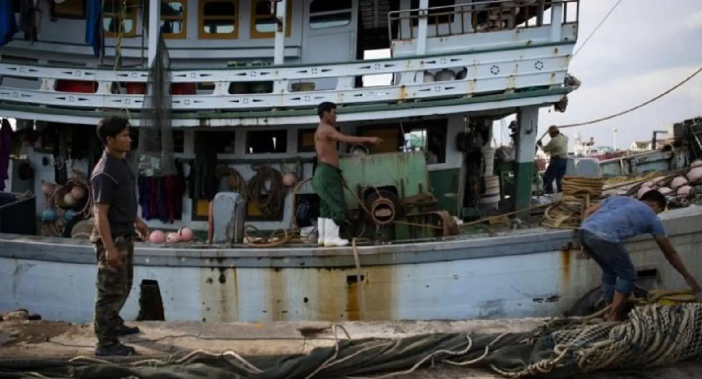 Myanmar migrant workers warned of MoU hiring conditions