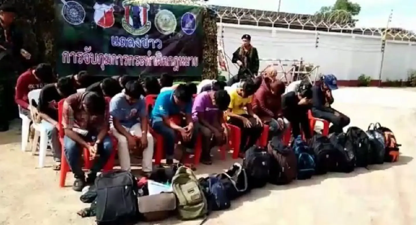 Police nab 23 undocumented Myanmar migrants at Thai-Malaysian border