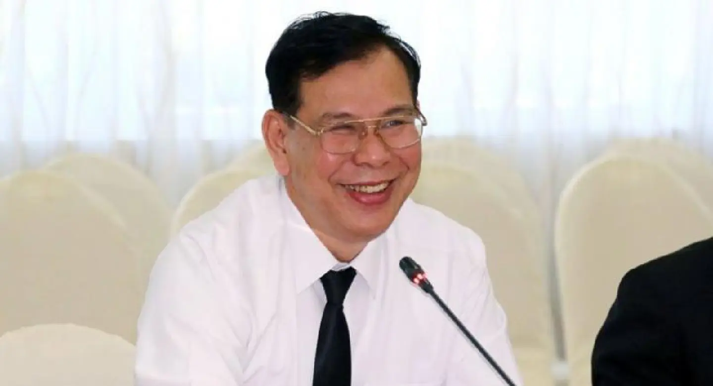 Unpopular hospital executive shuffles will proceed, insists new ministry head Unpopular hospital executive shuffles will proceed, insists new ministry head