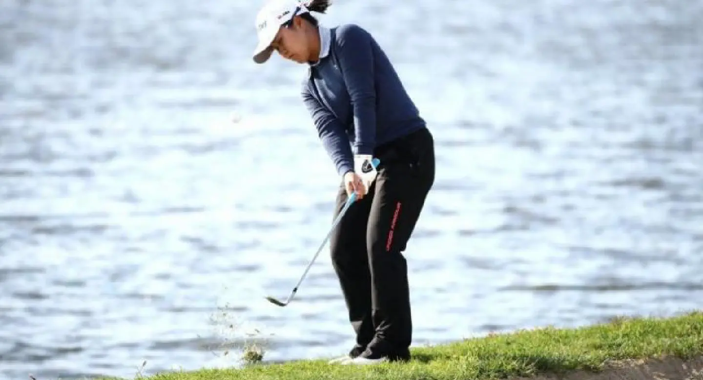 Japanese teen Hataoka grabs LPGA lead in Incheon, Ariya sits 4 shots back Japanese teen Hataoka grabs LPGA lead in Incheon, Ariya sits 4 shots back