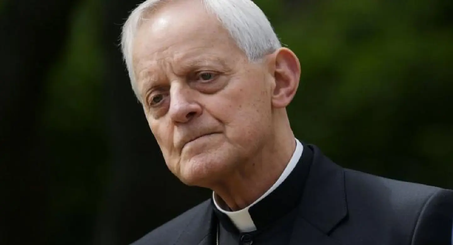 Pope defrocks two Chilean bishops for sex abuse of minors Pope defrocks two Chilean bishops for sex abuse of minors