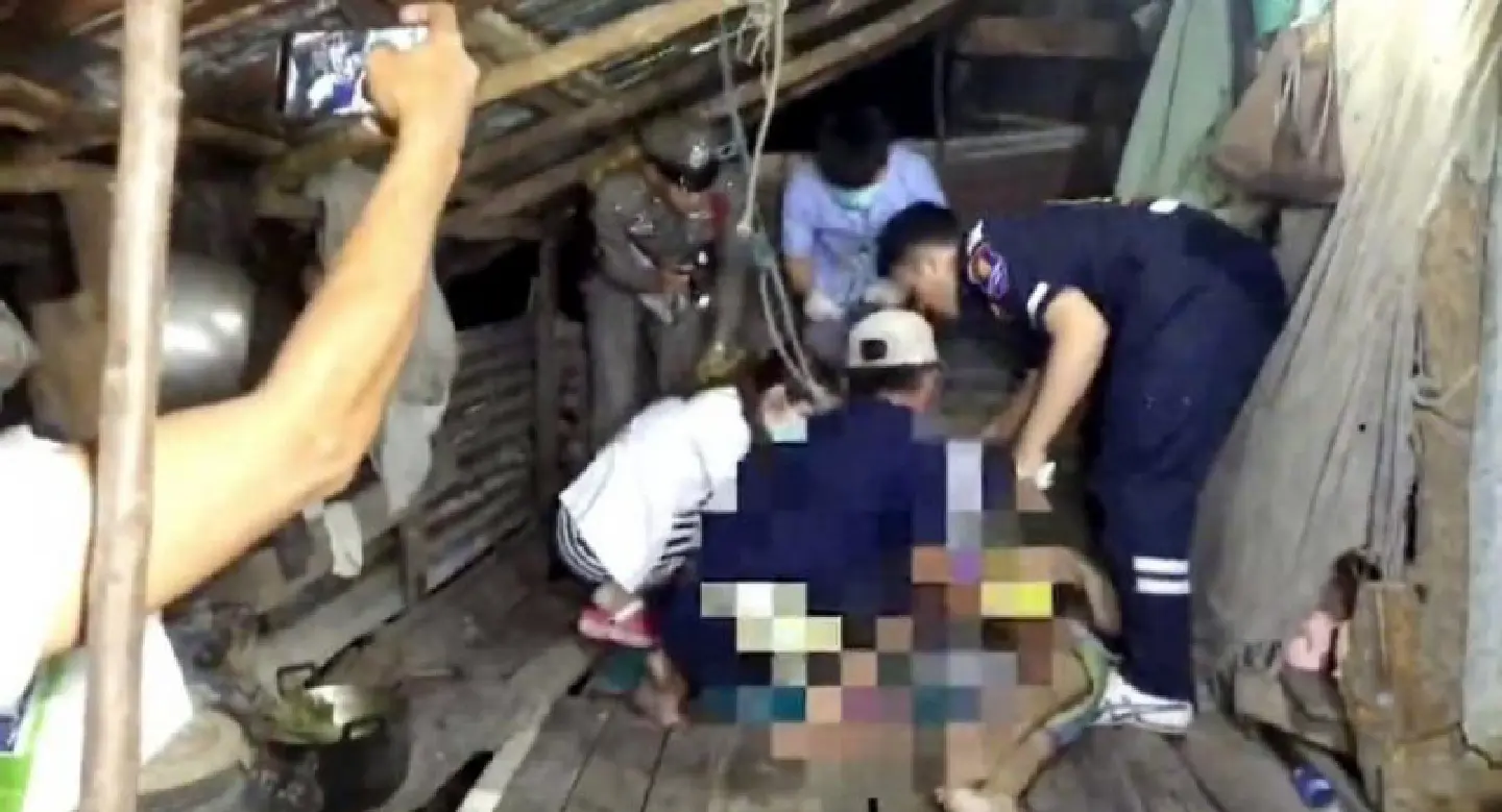 Disabled Nakhon Phanom man hangs himself ‘to avoid being burden on family’ Disabled Nakhon Phanom man hangs himself ‘to avoid being burden on family’
