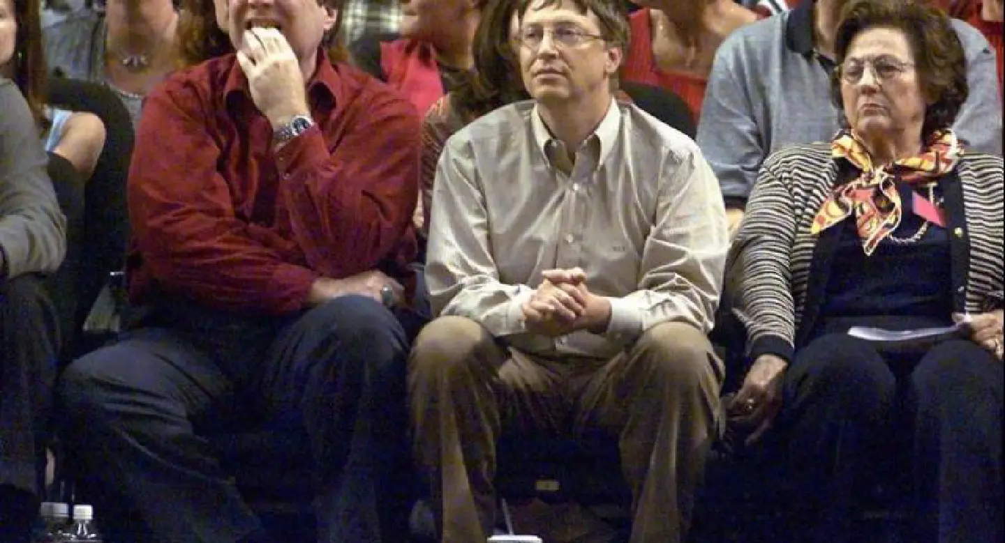 Microsoft co-founder Paul Allen dies of cancer: family Microsoft co-founder Paul Allen dies of cancer: family