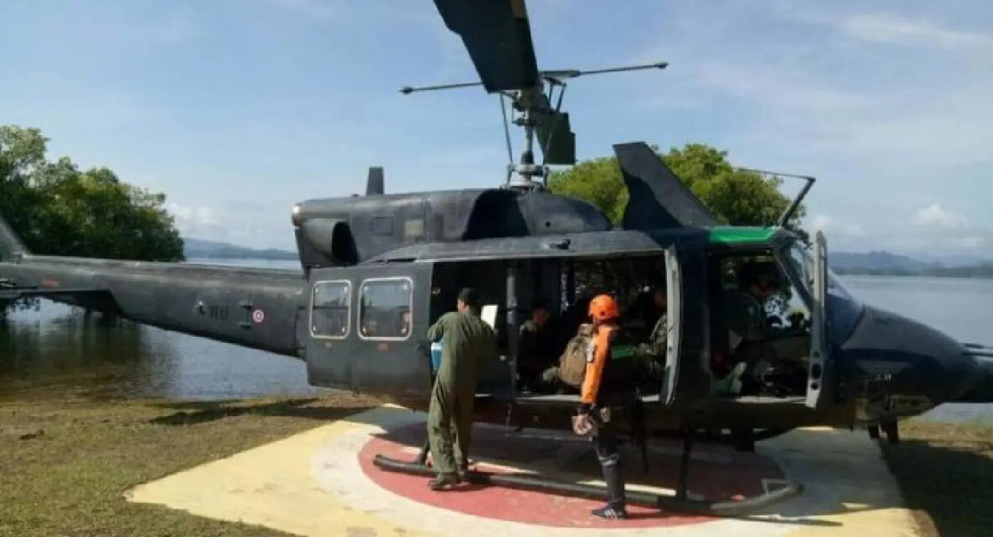 Rapelling troopers rescue Thai tourist who fell from cliff in Kha Laem National Park Rapelling troopers rescue Thai tourist who fell from cliff in Kha Laem National Park