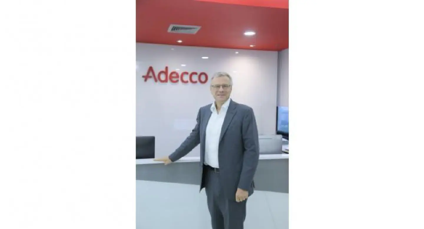 RESKILLING KEY IN DISRUPTIVE ERA RESKILLING KEY IN DISRUPTIVE ERA