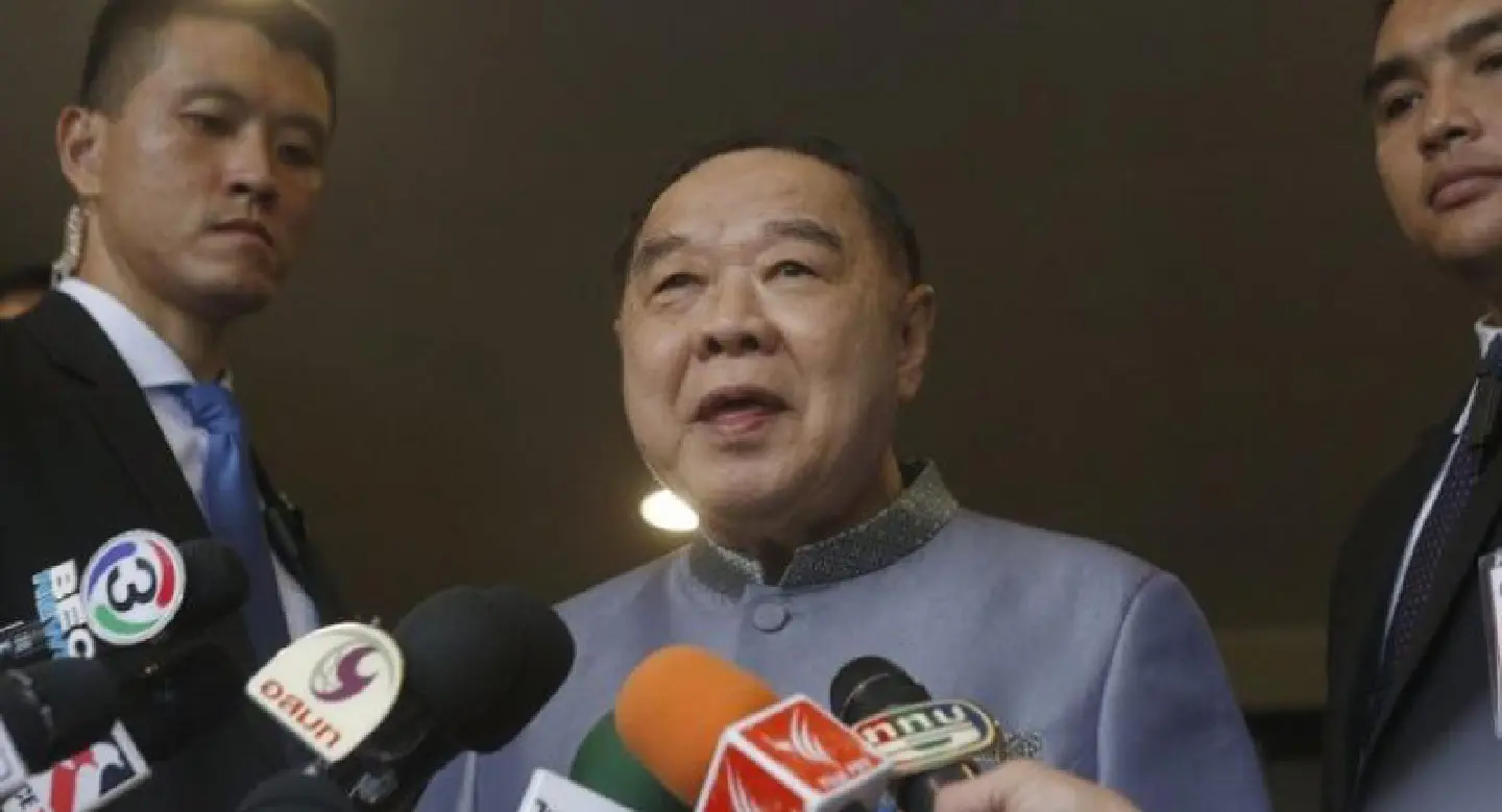 EC should investigate whether Thaksin  meddled in Pheu Thai’s affairs: Prawit