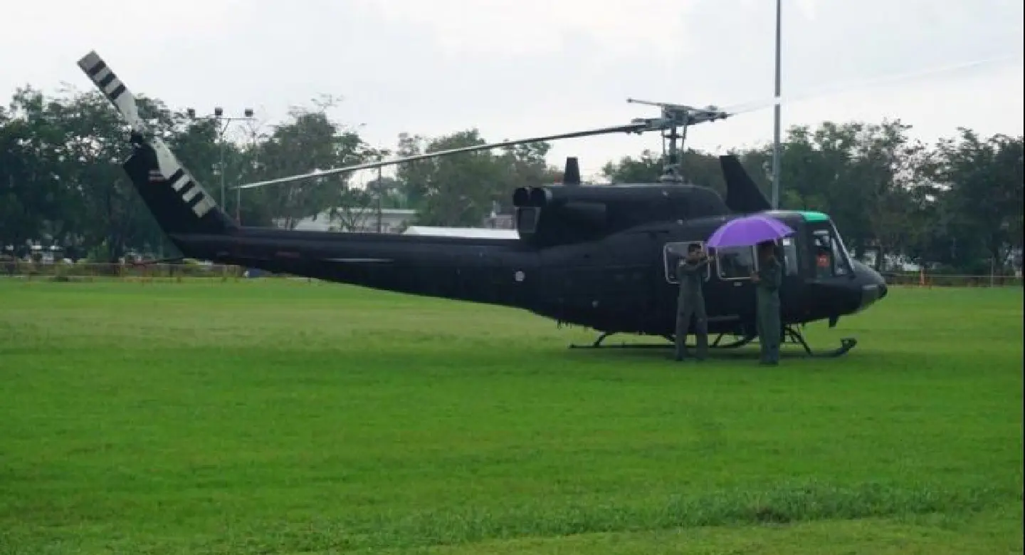 Army helicopter makes emergency landing in Chumphon Army helicopter makes emergency landing in Chumphon