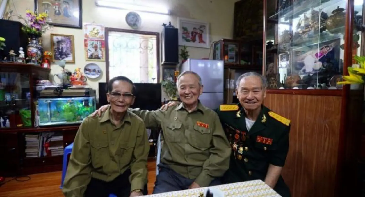 Painful past unearthed as French PM visits Dien Bien Phu battle site Painful past unearthed as French PM visits Dien Bien Phu battle site