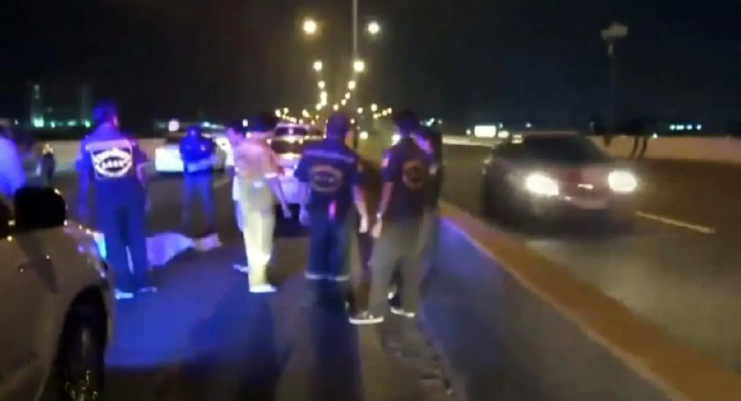 Motorist collapses and dies on Don Mueang Tollway