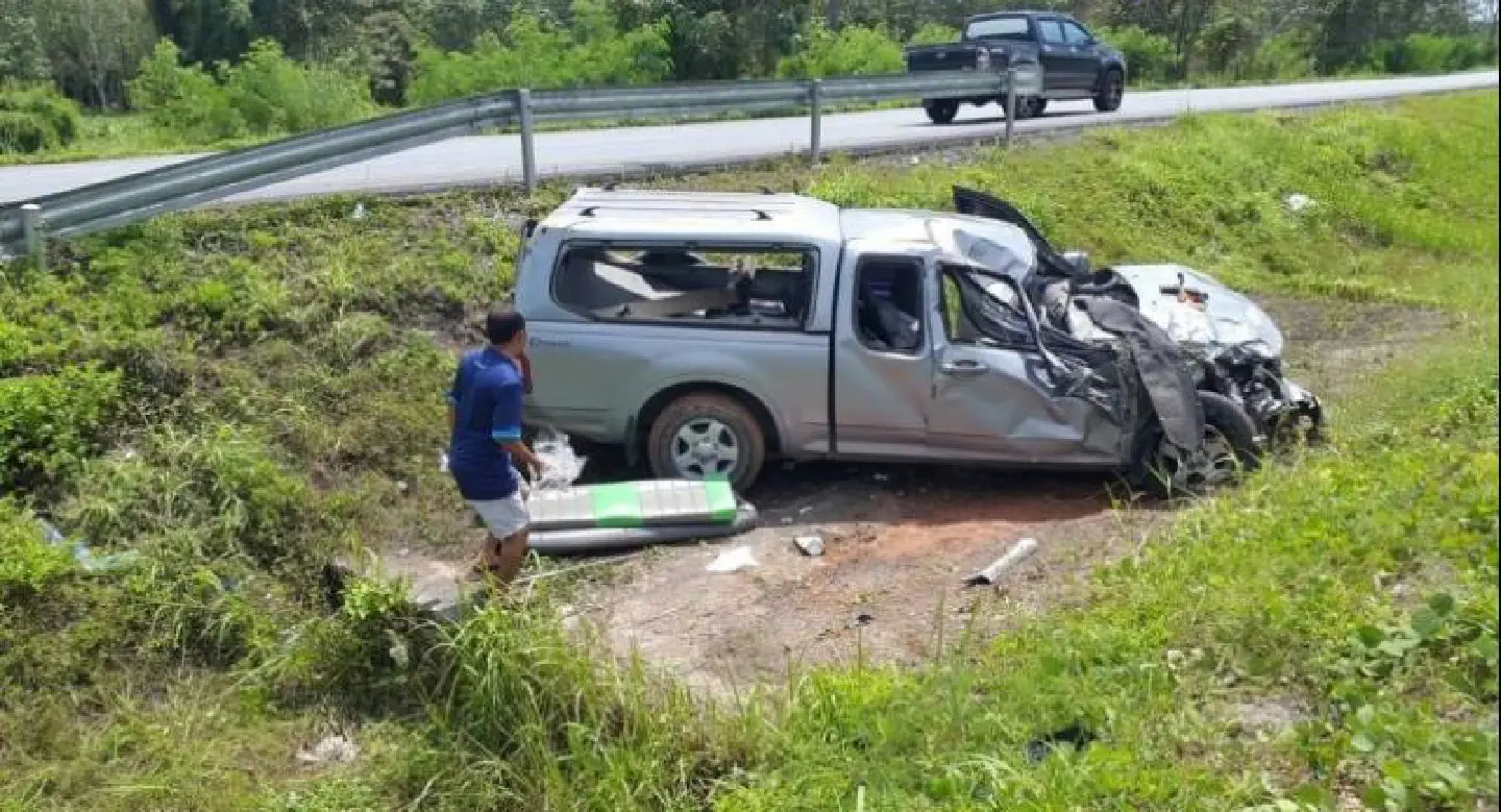 Thai roads need central barriers to minimise impact of accidents: experts