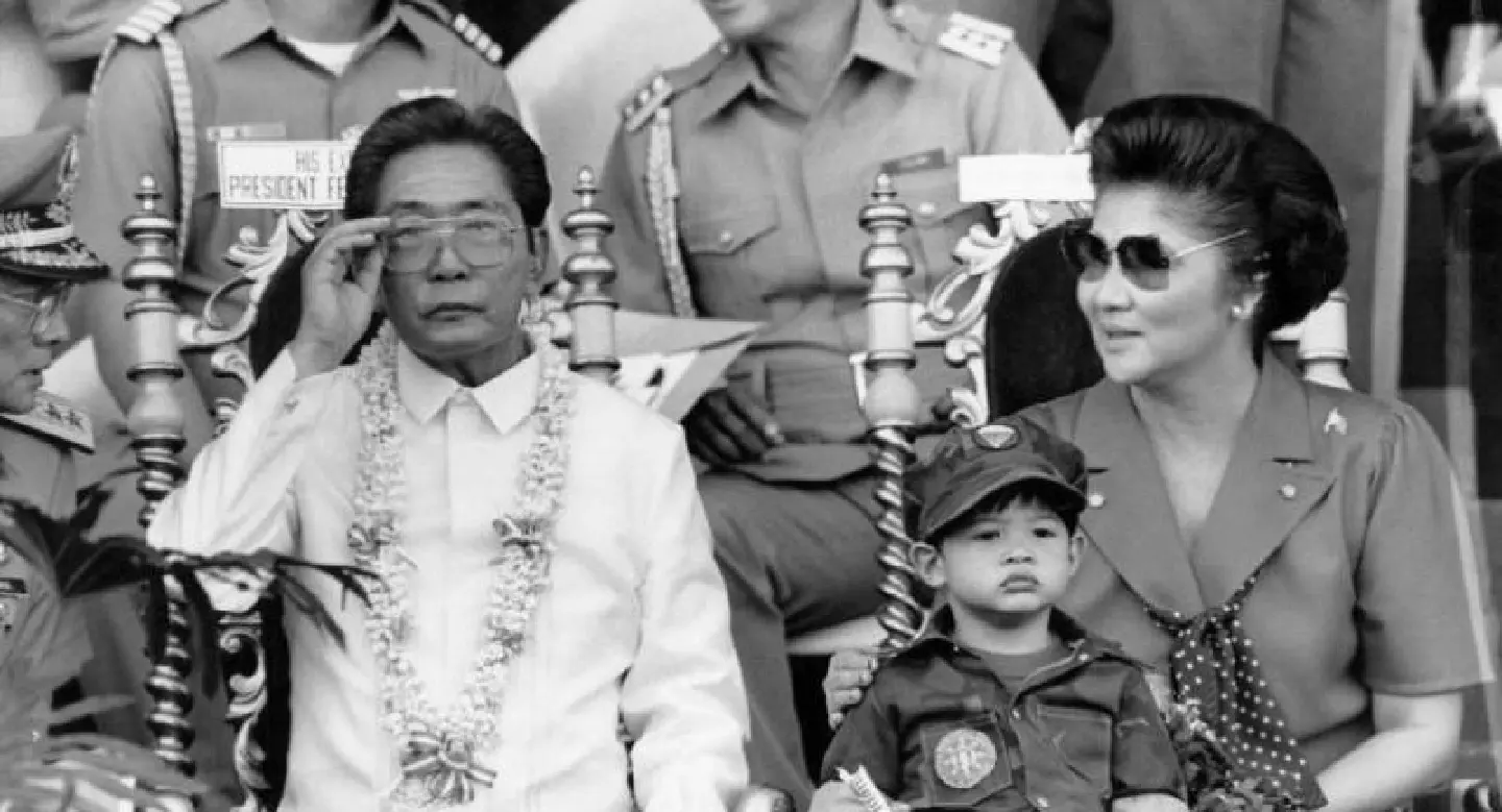 Urgent : Philippines convicts Imelda Marcos of graft