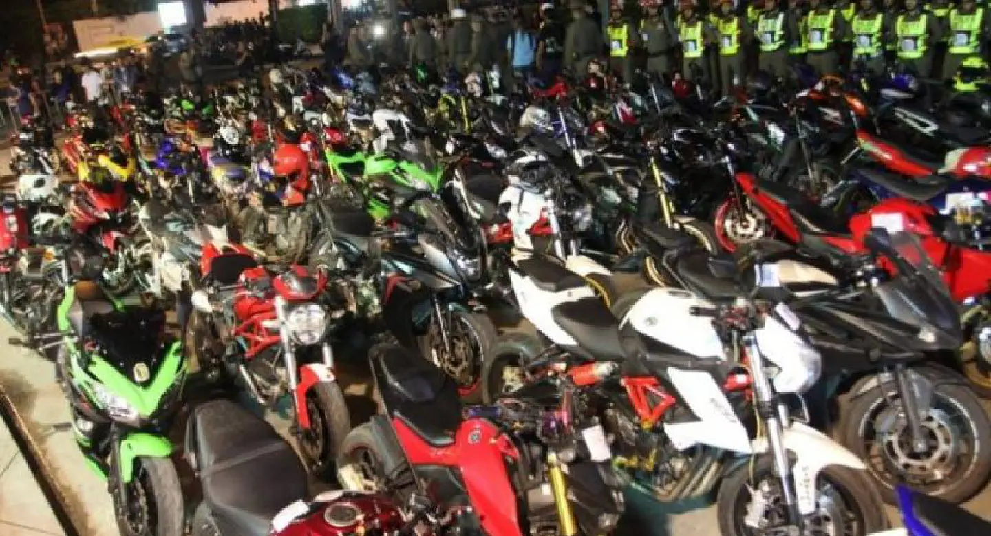 56 arrested, 80 illegally modified motorcycles seized in Bangkok 56 arrested, 80 illegally modified motorcycles seized in Bangkok