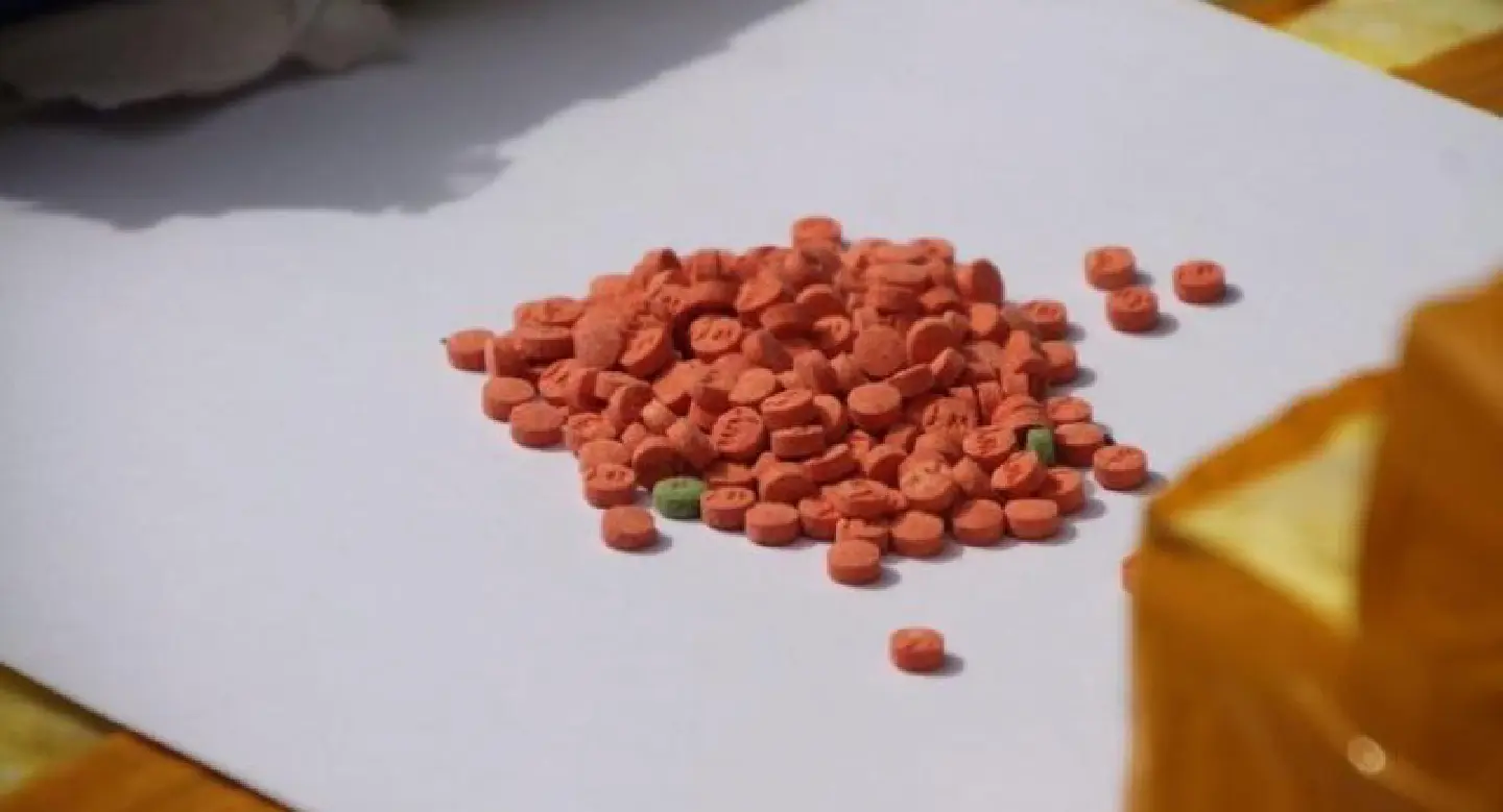 Udon Thani couple arrested in possession of fake meth pills Udon Thani couple arrested in possession of fake meth pills