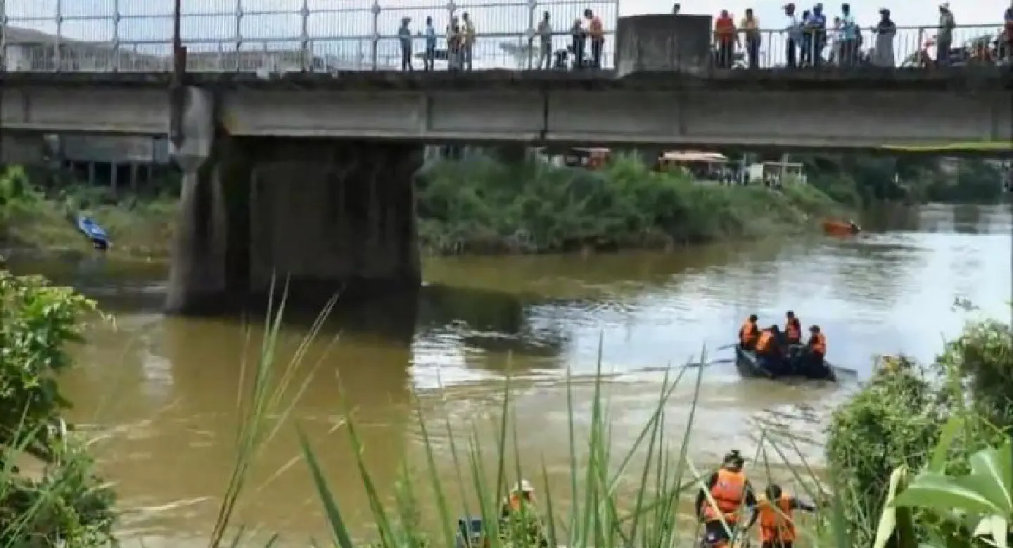 Search resumes for body of Malaysian drug suspect in Narathiwat river