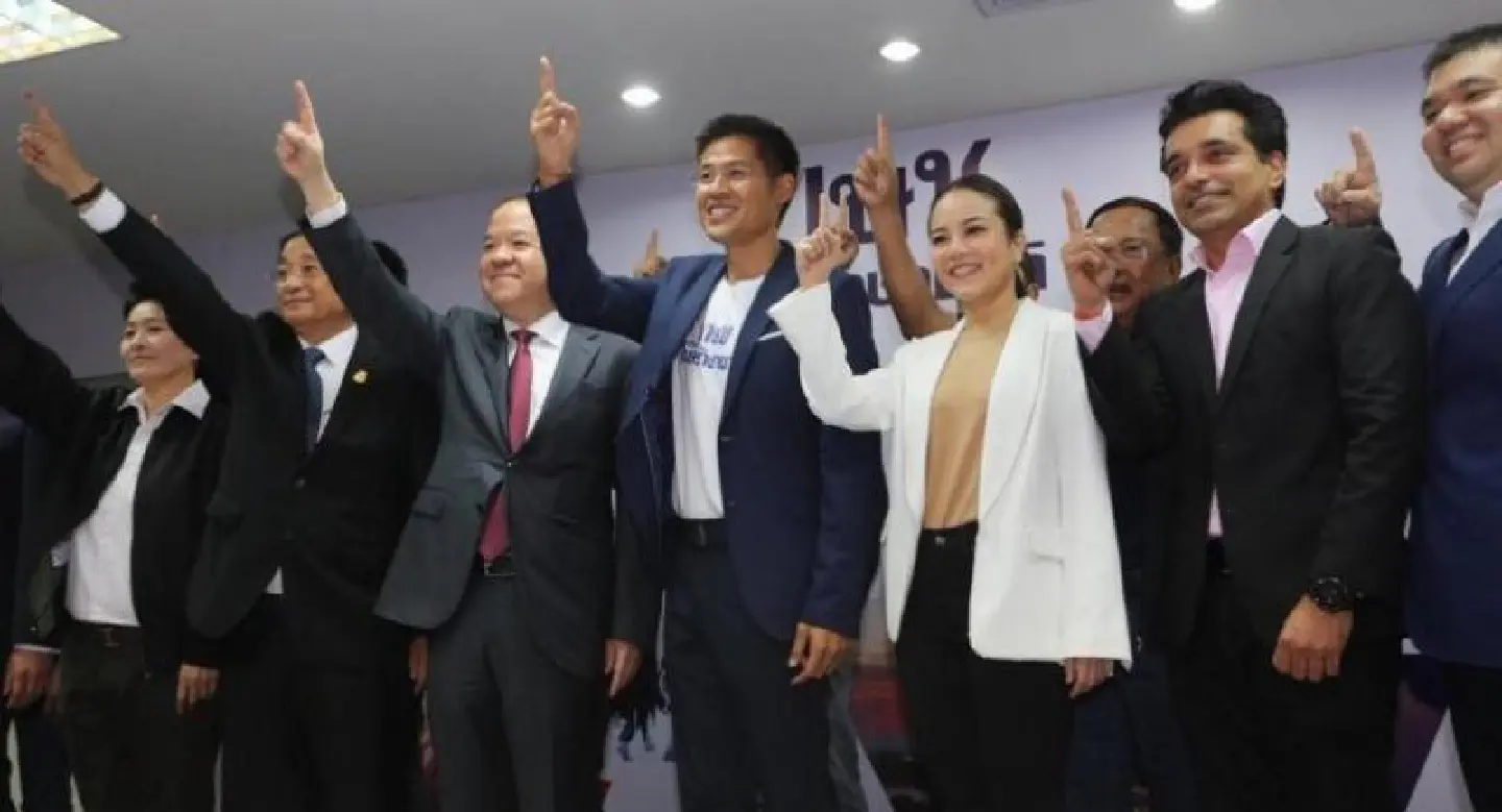 More Pheu Thai members shifting to sister party More Pheu Thai members shifting to sister party