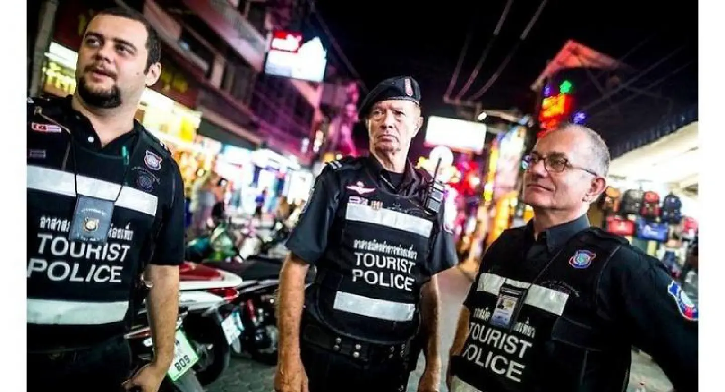 Police to open Phuket beach bases Police to open Phuket beach bases