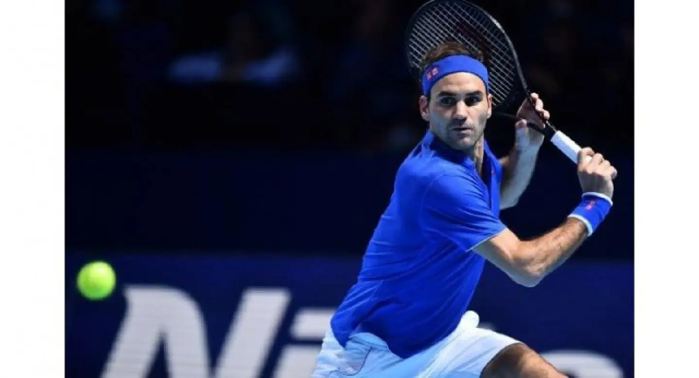 Federer cruises past Anderson to reach last four at ATP Finals Federer cruises past Anderson to reach last four at ATP Finals