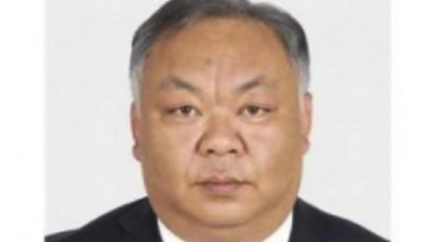 Is age just a number? Chinese official’s picture sparks national guessing game Is age just a number? Chinese official’s picture sparks national guessing game
