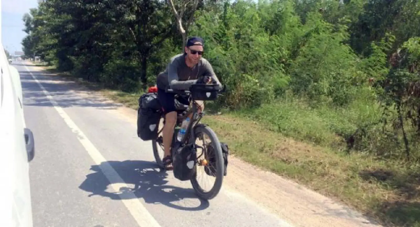 Dutch cyclist completes near-18,000km overland journey to visit dad in Thailand
