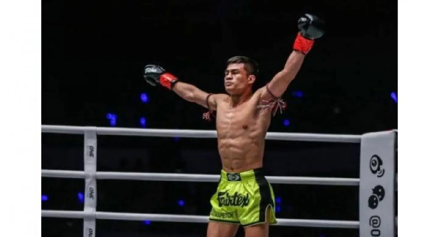 Saemapetch Fairtex’s work ethic has helped mold him into a world champion Saemapetch Fairtex’s work ethic has helped mold him into a world champion