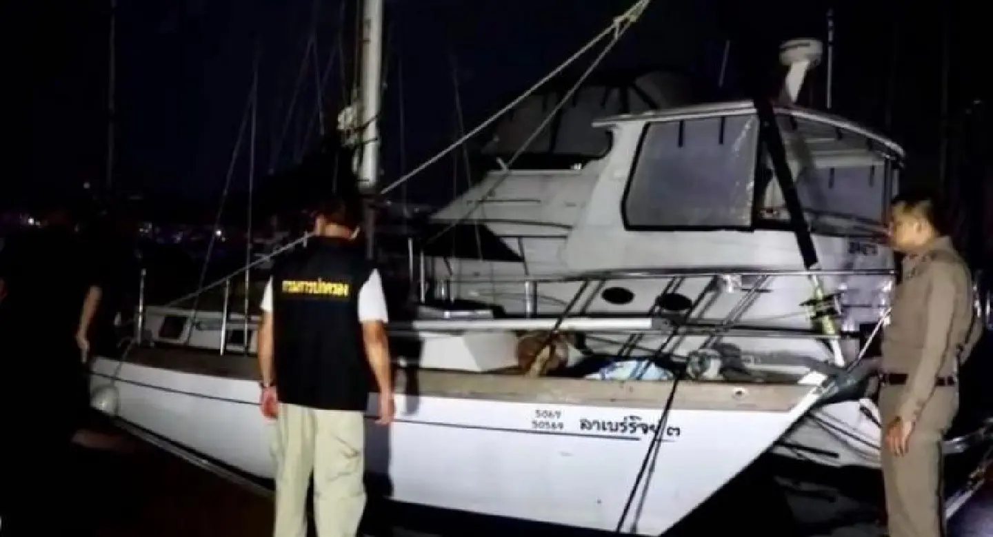 Tourist found dead on yacht, foul play not suspected Tourist found dead on yacht, foul play not suspected
