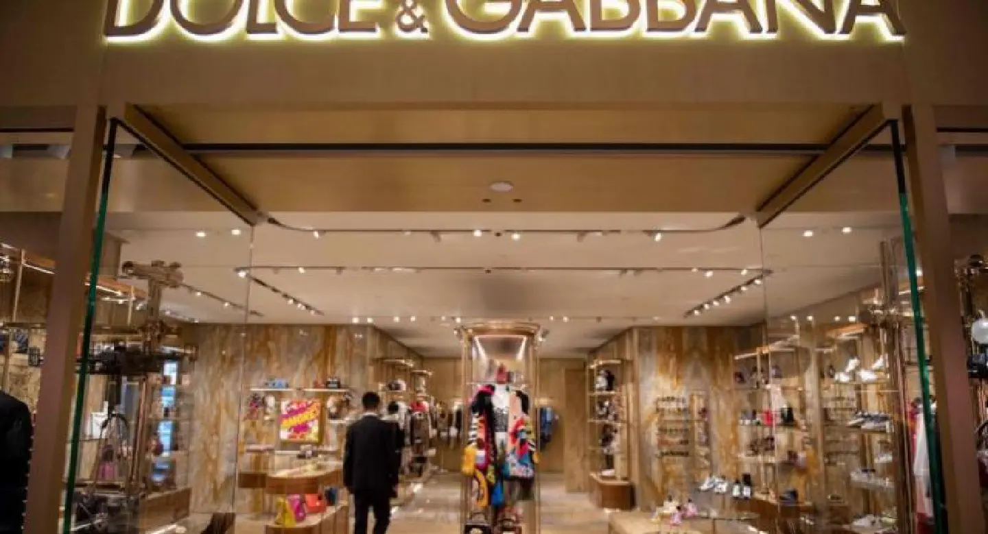 Dolce & Gabbana say sorry, in Chinese, after race row Dolce & Gabbana say sorry, in Chinese, after race row