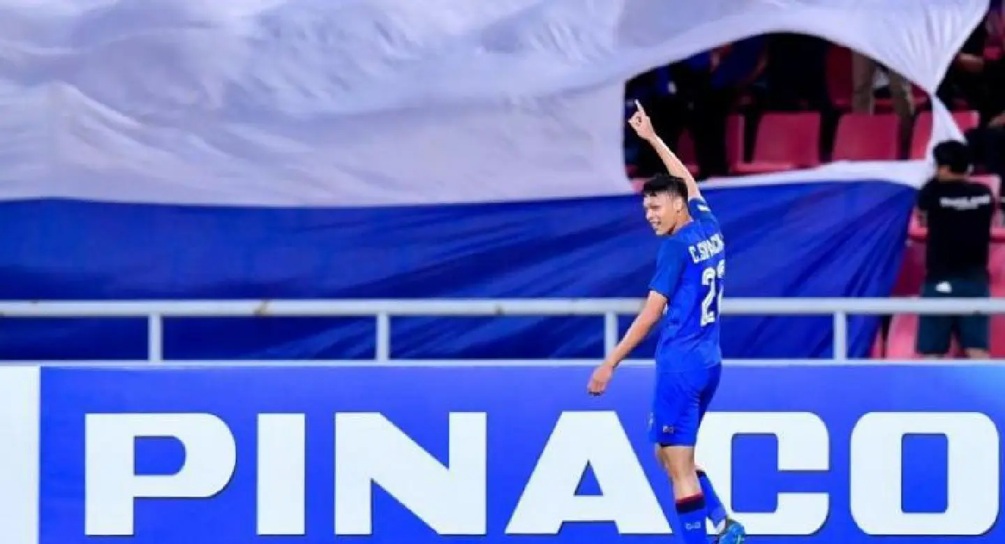 A THAI STAR in the making