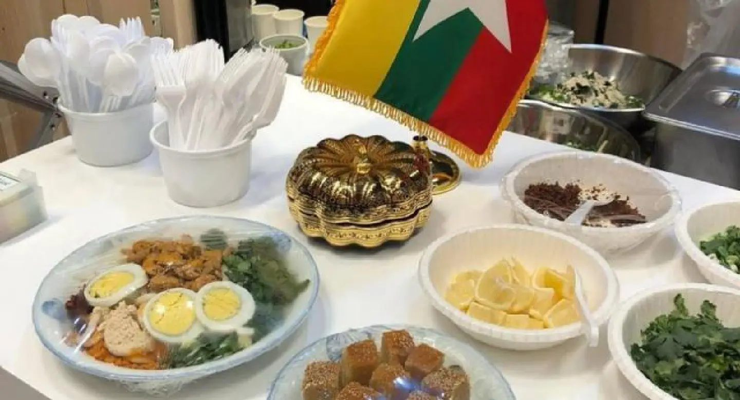 Koreans find another trick up Thai cooks’ sleeves – khao kluk kapi Koreans find another trick up Thai cooks’ sleeves – khao kluk kapi
