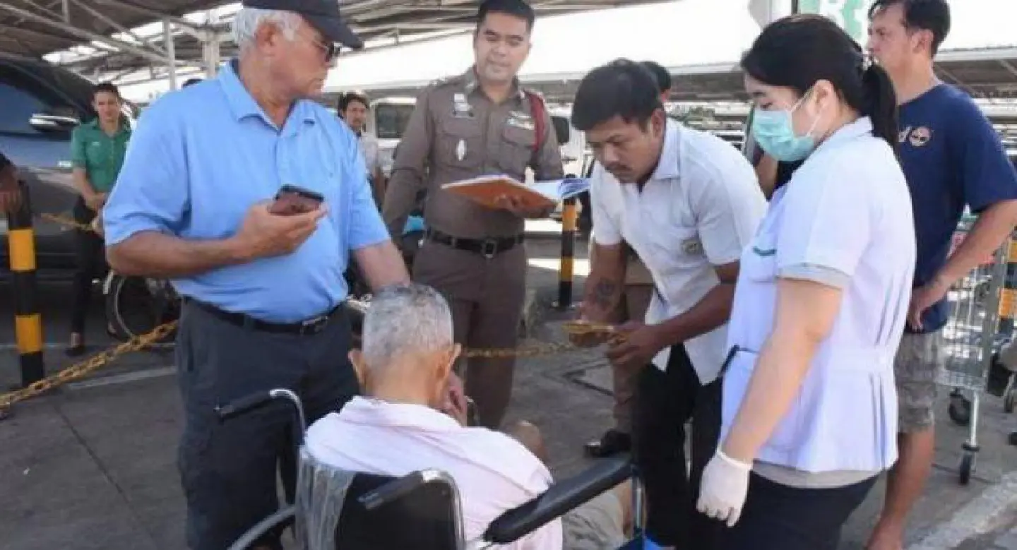 Man dies while eating at restaurant Man dies while eating at restaurant