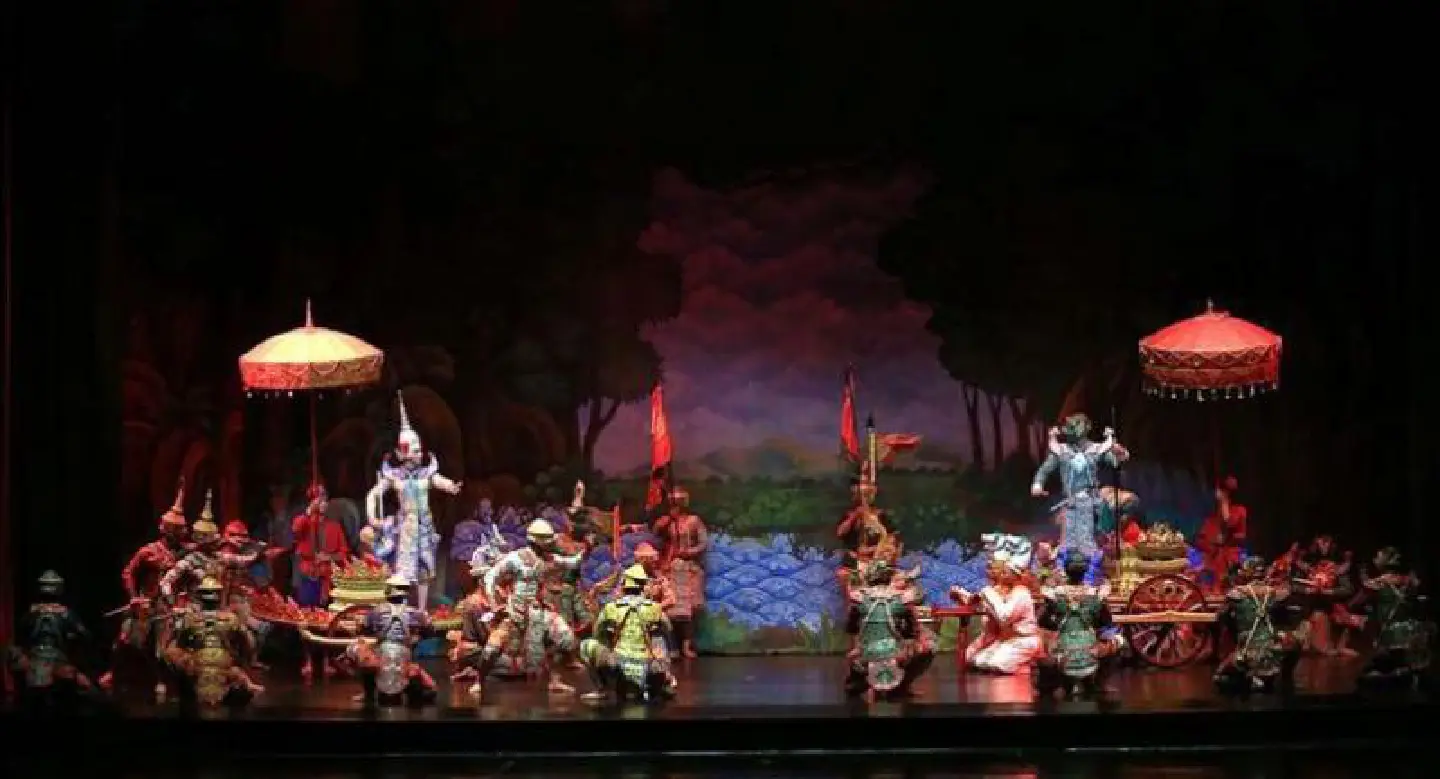 Govt plans masked dancing
