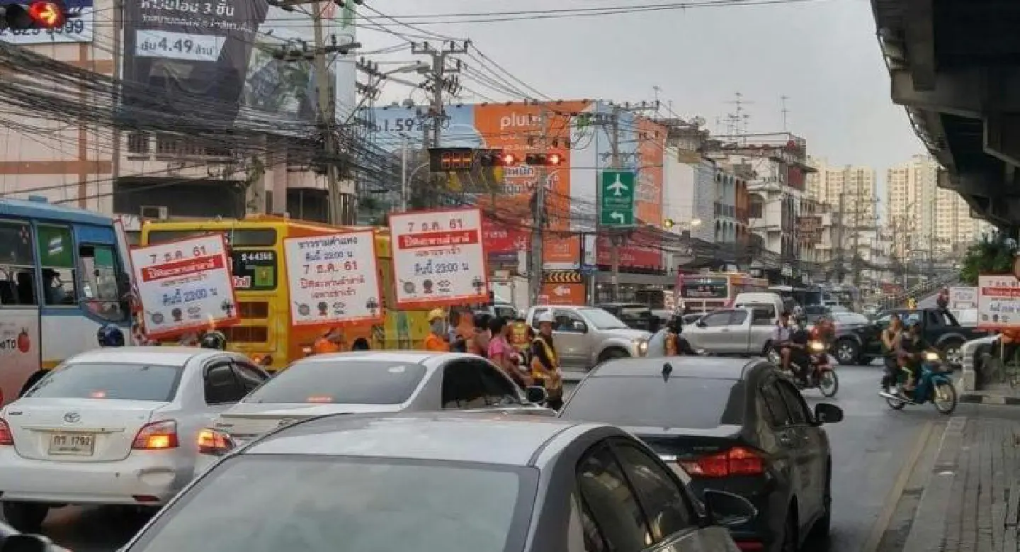 Motorists urged to avoid Lam Sali flyover construction area Motorists urged to avoid Lam Sali flyover construction area